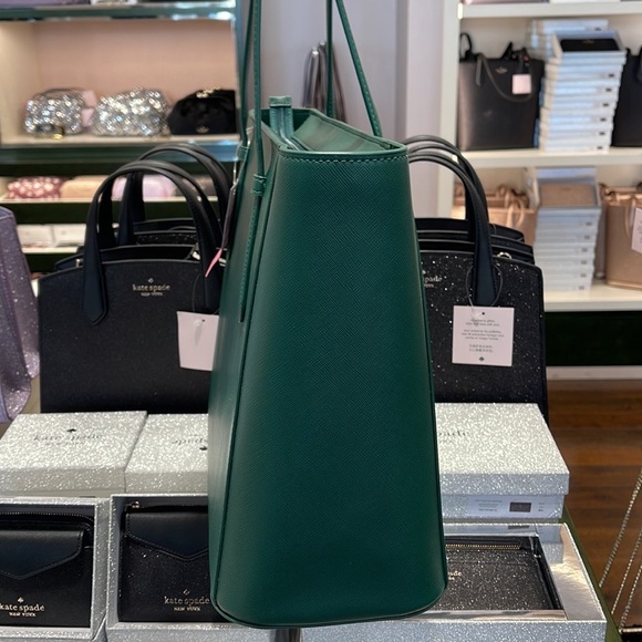 Kate Spade Schuyler Medium Tote
Deep Jade - Picture 8 of 16